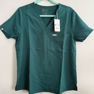 FIGS Women’s Forest Green Catarina Scrub Top